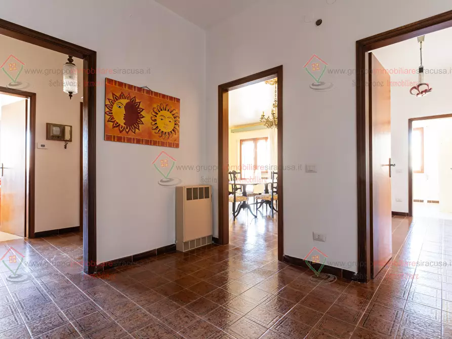 Immagine 5 di Pentalocale in affitto  a Siracusa