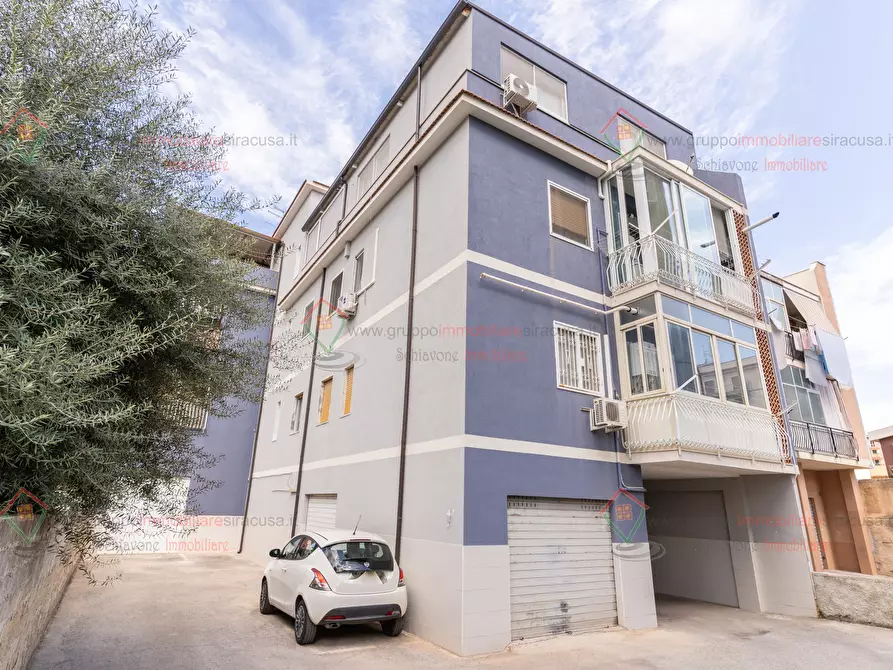 Immagine 1 di Trilocale in vendita  a Siracusa