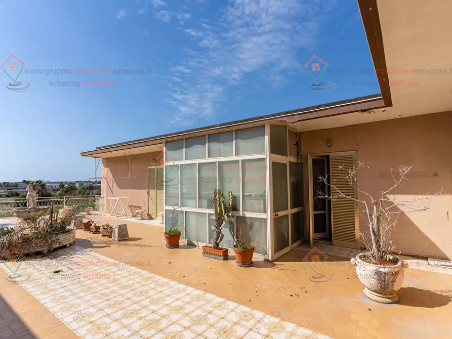 Immagine 35 di Attico in vendita  a Siracusa