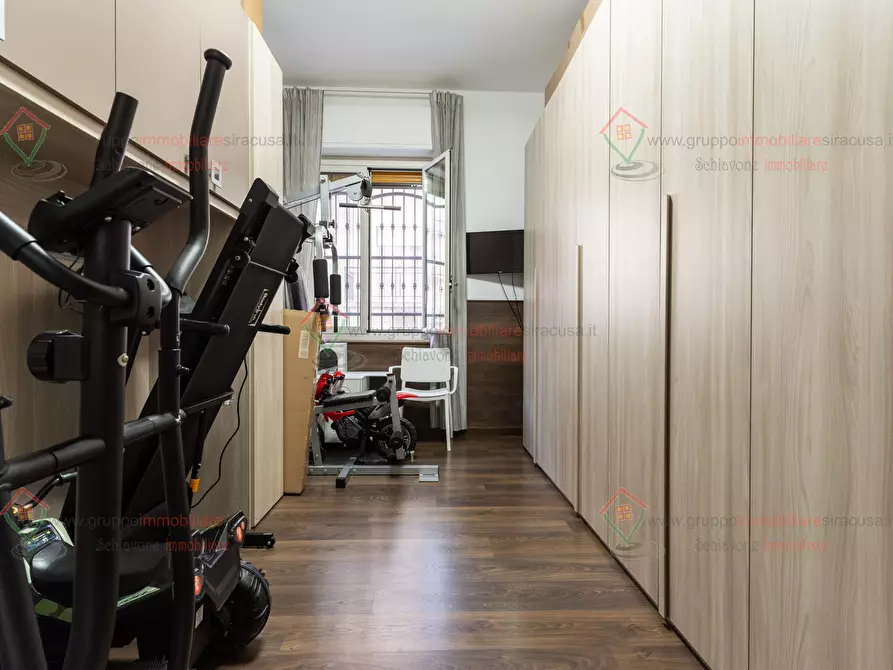 Immagine 12 di Pentalocale in vendita  a Siracusa