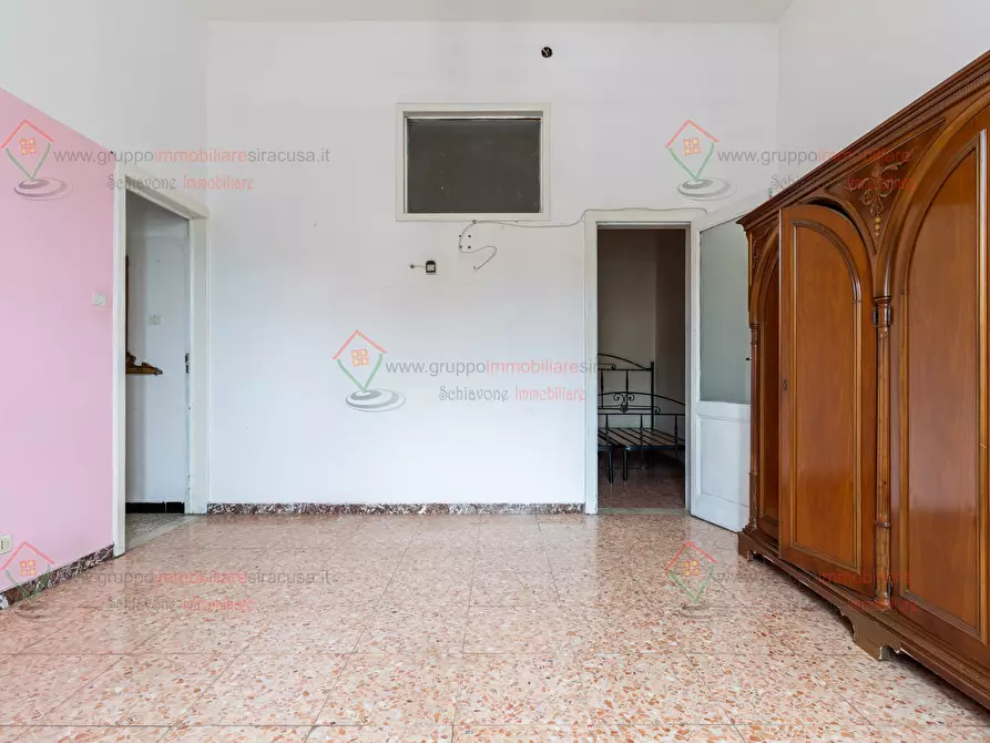 Immagine 11 di Bilocale in vendita  a Siracusa