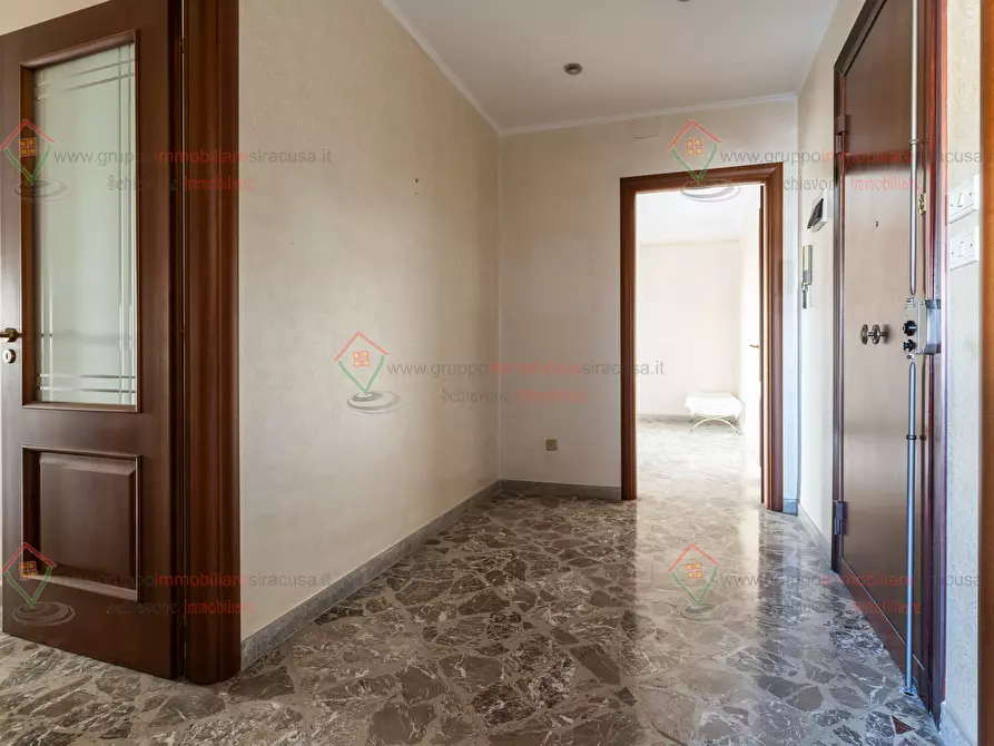 Immagine 4 di Pentalocale in vendita  a Siracusa