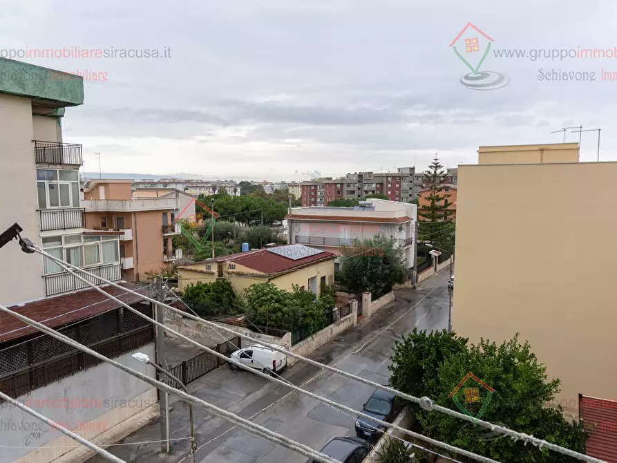 Immagine 17 di Trilocale in vendita  a Siracusa