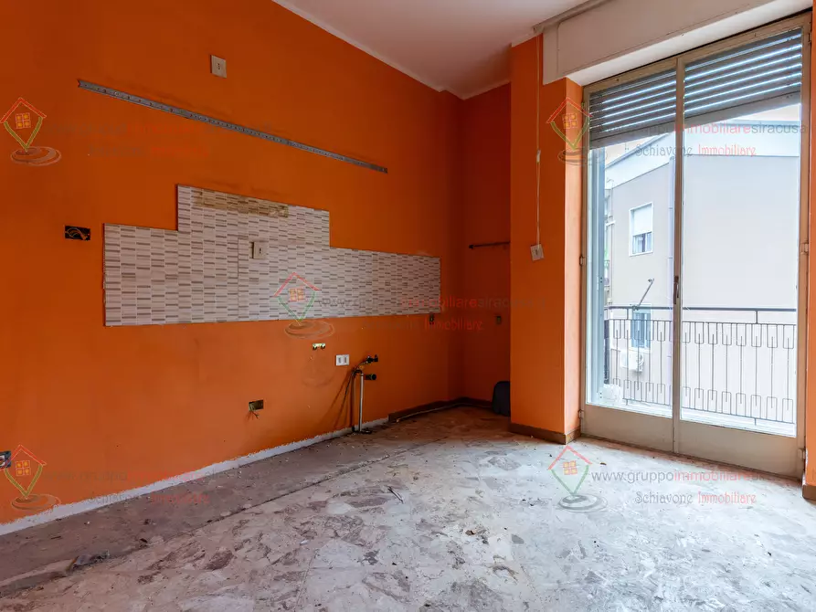 Immagine 10 di Quadrilocale in vendita  a Siracusa