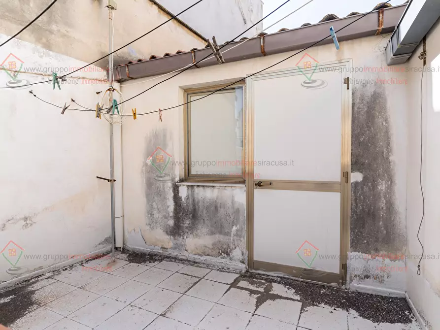 Immagine 12 di Casa indipendente in vendita  a Siracusa