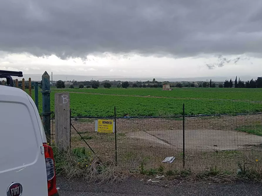 Immagine 1 di Terreno agricolo in vendita  a Siracusa