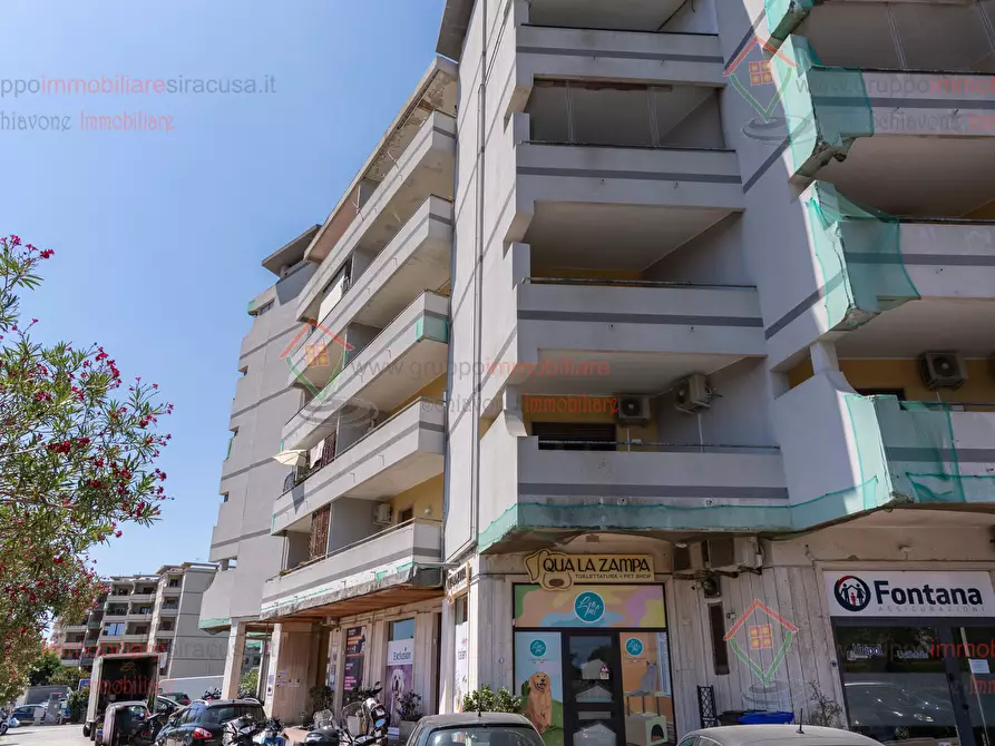 Immagine 2 di Pentalocale in vendita  a Siracusa