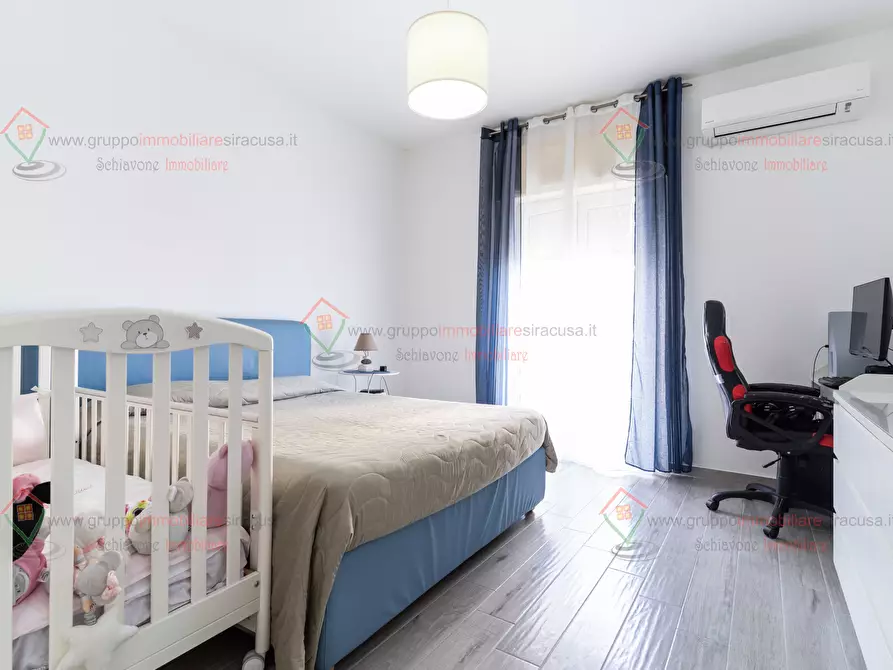 Immagine 9 di Trilocale in vendita  a Siracusa