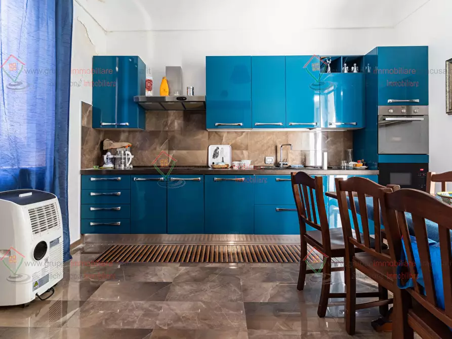 Immagine 21 di Appartamento in vendita  a Siracusa