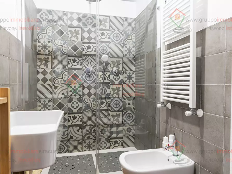 Immagine 14 di Casa bifamiliare in vendita  a Siracusa