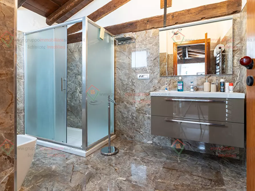 Immagine 17 di Appartamento in vendita  a Siracusa