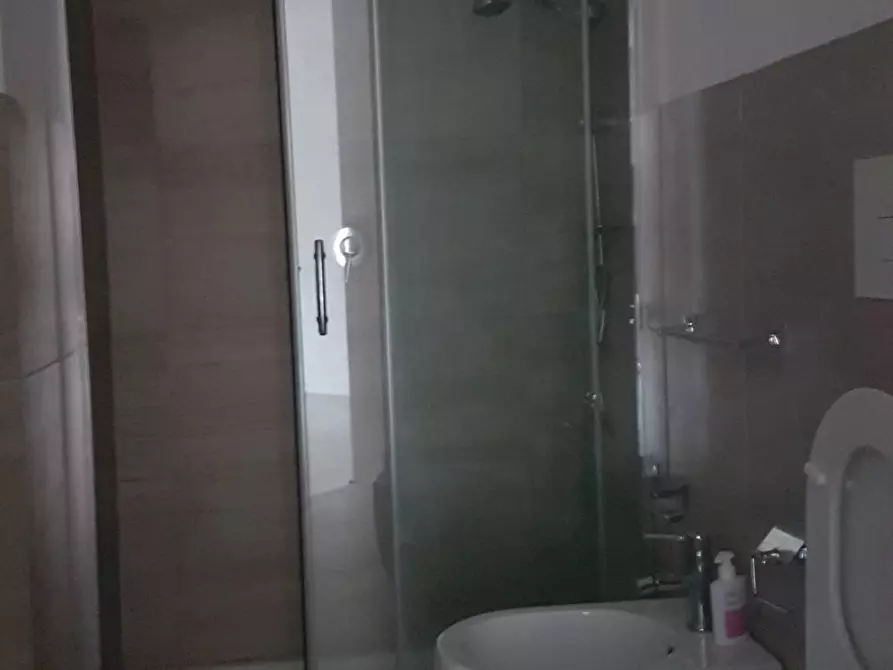 Immagine 10 di Trilocale in affitto  a Siracusa