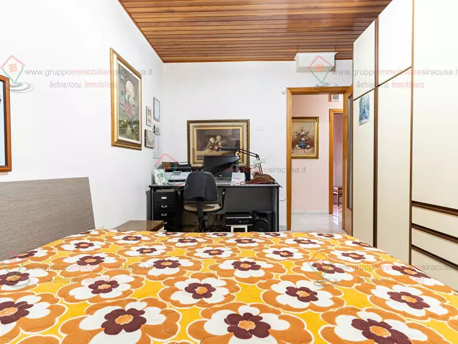 Immagine 9 di Quadrilocale in vendita  a Siracusa