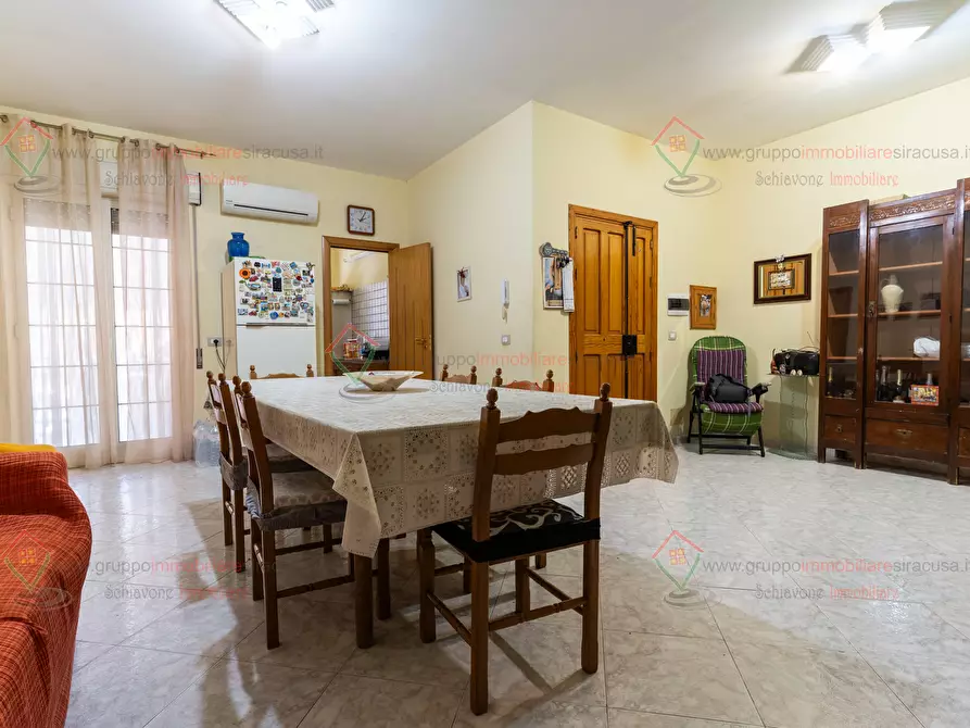 Immagine 6 di Casa indipendente in vendita  a Siracusa