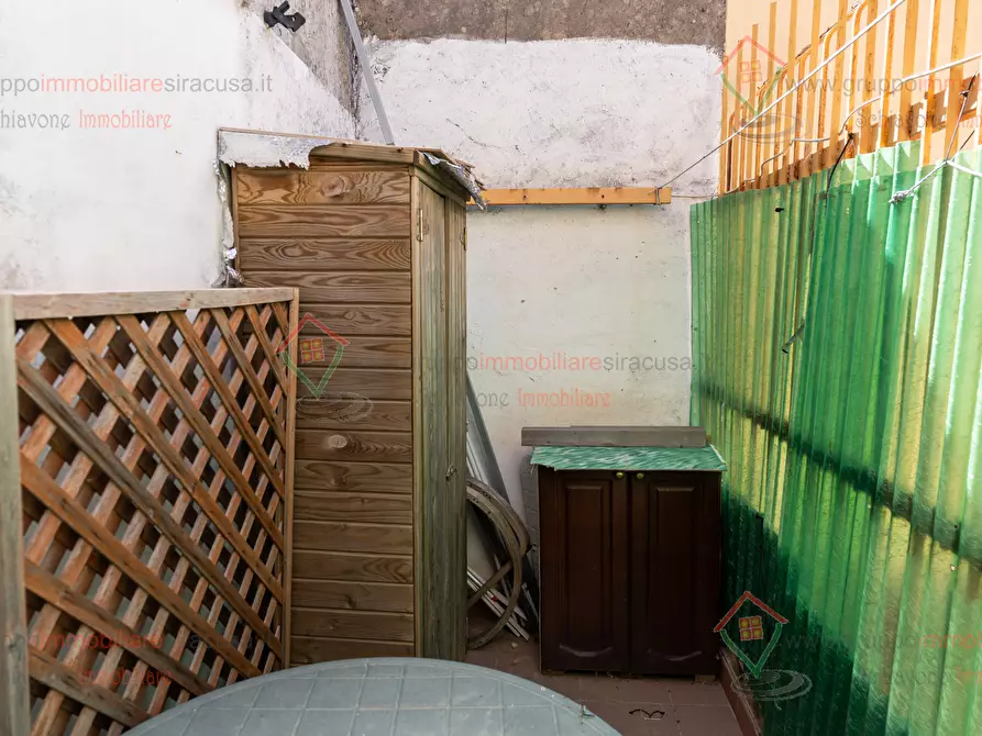 Immagine 12 di Bilocale in vendita  a Siracusa
