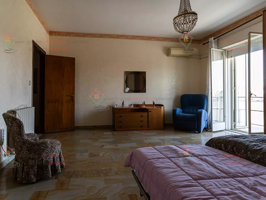 Immagine 23 di Quadrilocale in vendita  a Siracusa