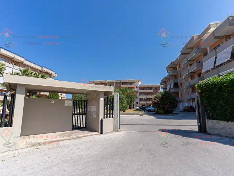 Immagine 2 di Pentalocale in vendita  a Siracusa