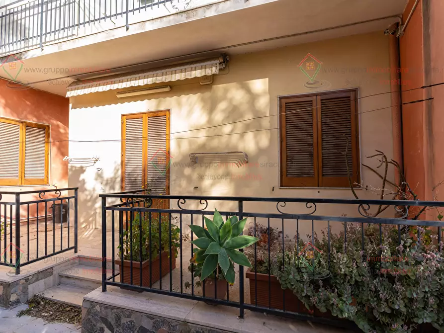 Immagine 18 di Pentalocale in vendita  a Siracusa