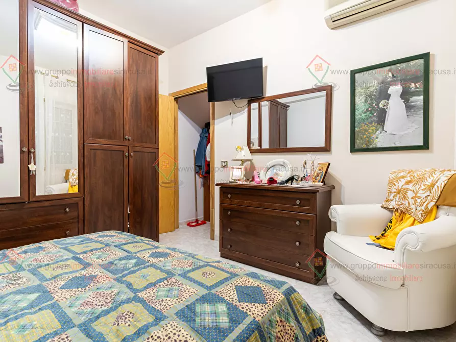 Immagine 22 di Casa indipendente in vendita  a Siracusa