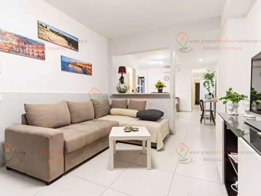 Immagine 3 di Trilocale in affitto  a Siracusa