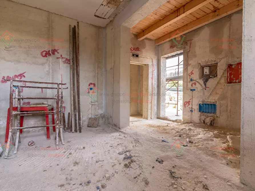 Immagine 14 di Casa indipendente in vendita  a Siracusa