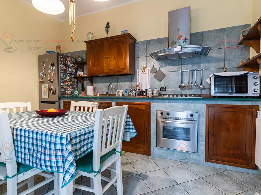 Immagine 20 di Trilocale in vendita  a Siracusa