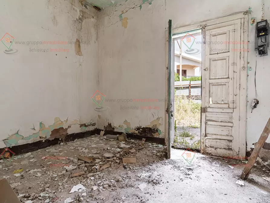 Immagine 9 di Rustico / casale in vendita  a Siracusa