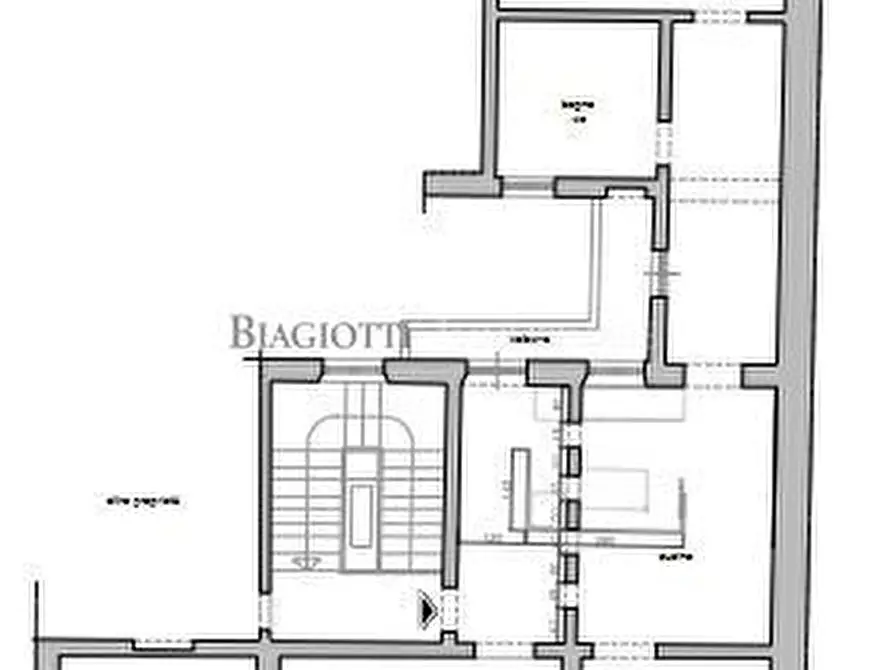 Immagine 19 di Trilocale in vendita  a Livorno