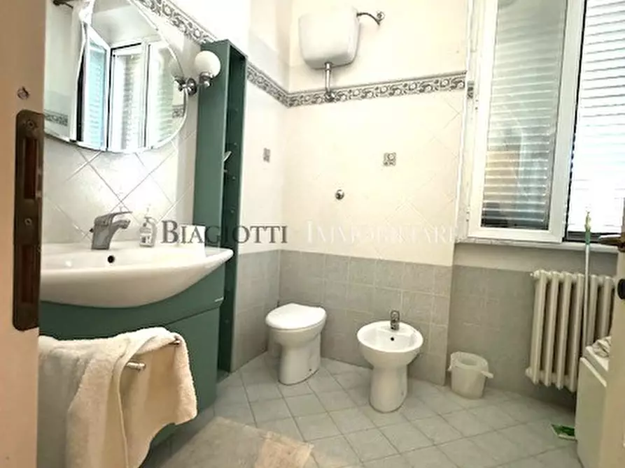 Immagine 60 di Casa semindipendente in vendita  a Livorno