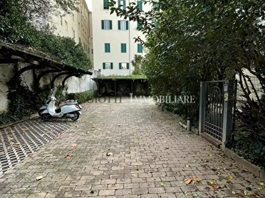 Immagine 44 di Casa semindipendente in vendita  a Livorno