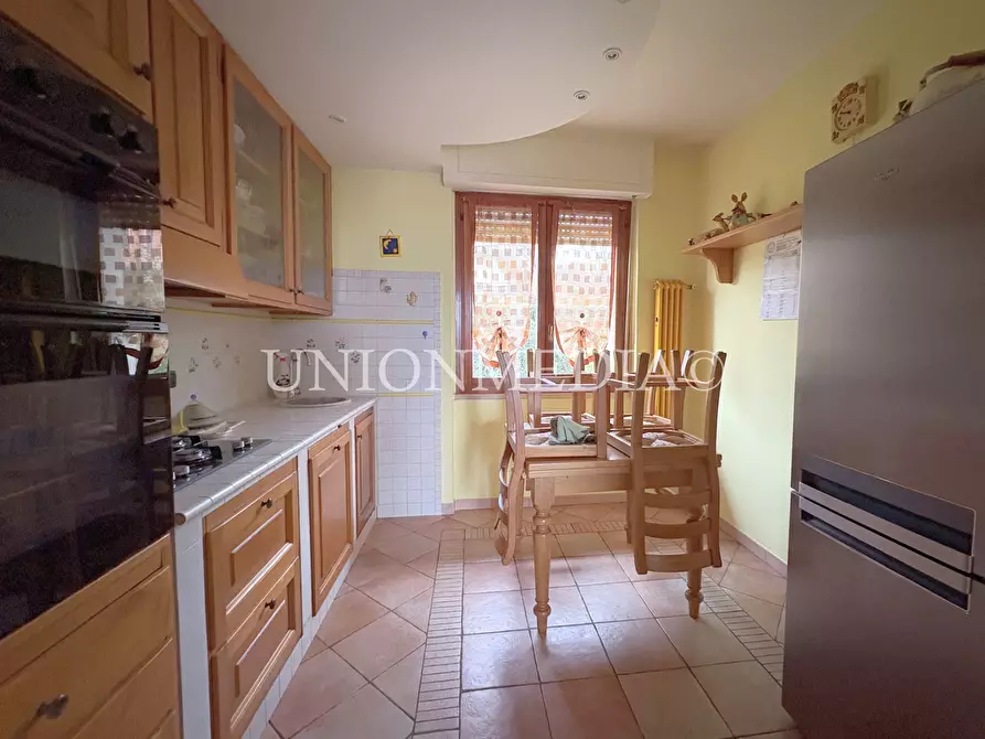 Immagine 8 di Appartamento in vendita  in Via Nazionale a Aulla