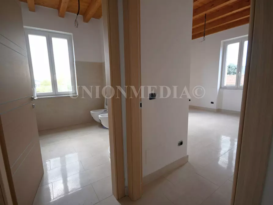 Immagine 24 di Appartamento in vendita  in Vicolo turì a Sarzana