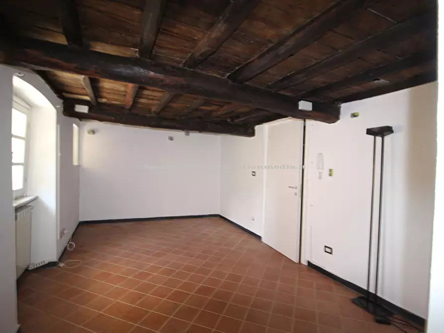Immagine 23 di Casa semindipendente in vendita  a Sarzana