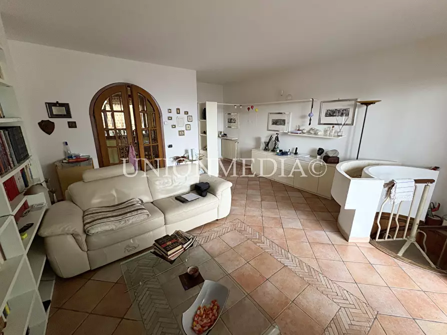 Immagine 1 di Appartamento in vendita  in Via Nazionale a Aulla