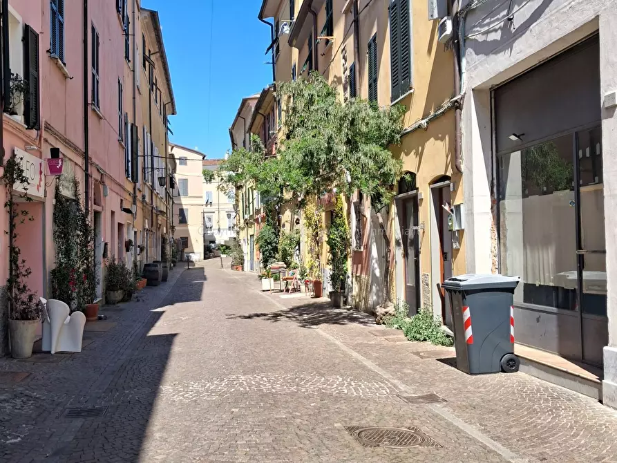 Immagine 3 di Appartamento in vendita  a Sarzana