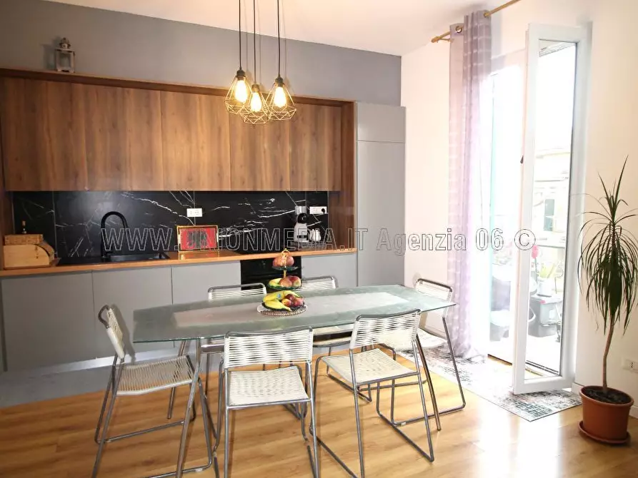 Immagine 7 di Appartamento in vendita  a Vezzano Ligure