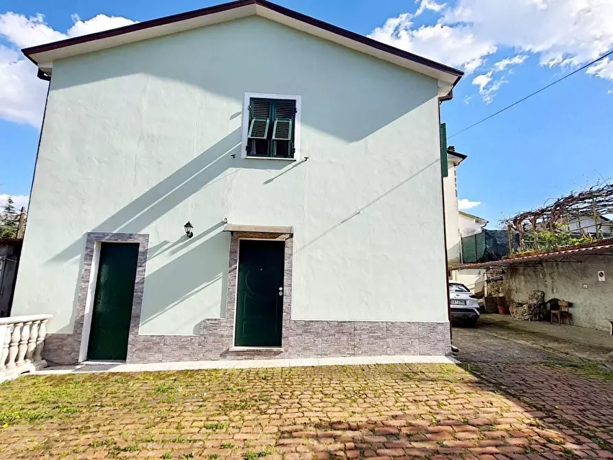 Immagine 6 di Casa bifamiliare in vendita  in Via SARZANELLO a Sarzana