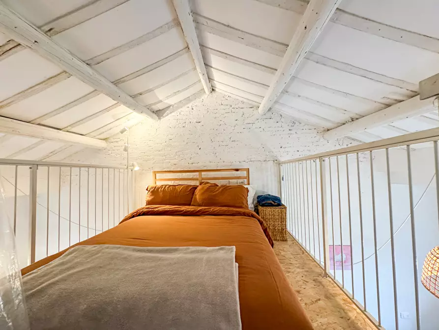 Immagine 10 di Bilocale in vendita  in Via Onofrio Tommasini 9 a Rimini