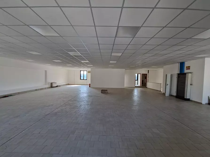 Immagine 17 di Attività artigianale in vendita  in Via della Liberazione a San Mauro Pascoli