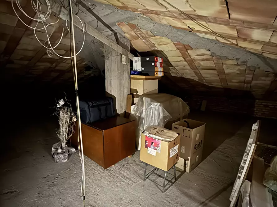 Immagine 56 di Pentalocale in vendita  in Via Busca 115 a Santarcangelo Di Romagna