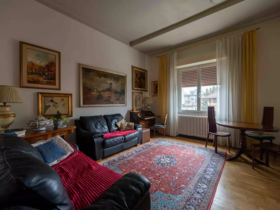 Immagine 2 di Quadrilocale in vendita  in Via Dante Alighieri 60 a Rimini