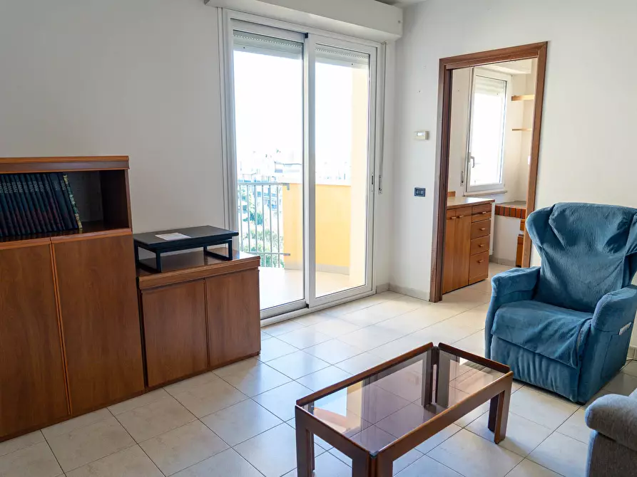 Immagine 3 di Trilocale in vendita  in Via Salvemini 28 a Rimini