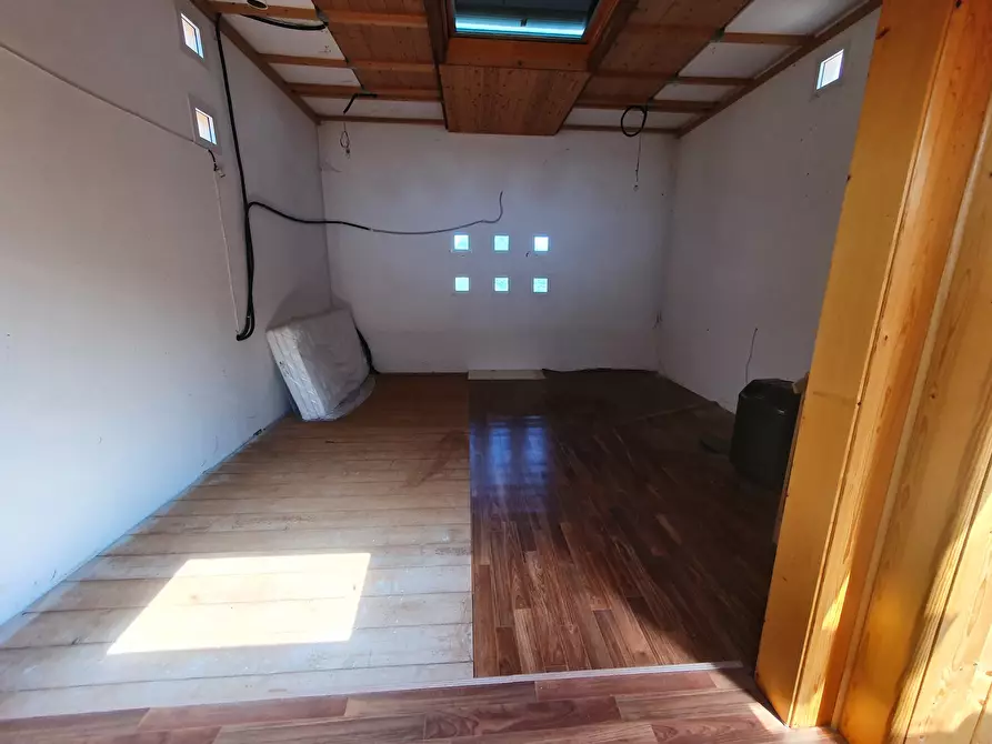 Immagine 35 di Villa in vendita  in dalla chiesa a Santarcangelo Di Romagna