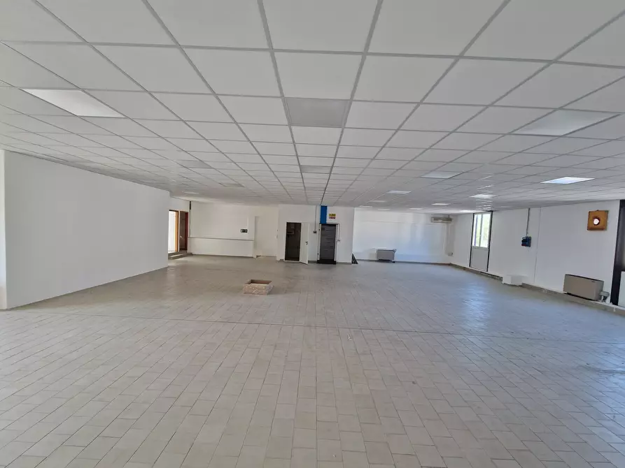 Immagine 15 di Attività artigianale in vendita  in Via della Liberazione a San Mauro Pascoli