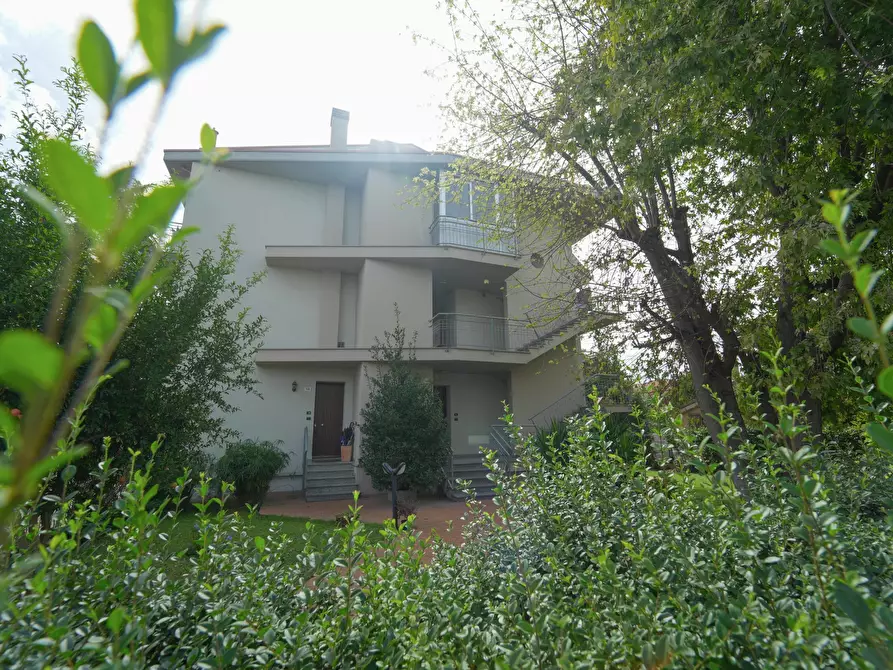 Immagine 32 di Quadrilocale in vendita  in Via Andrea Costa 133 a Santarcangelo Di Romagna