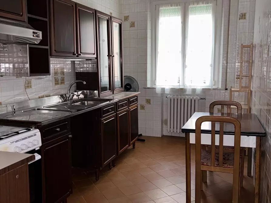 Immagine 2 di Quadrilocale in vendita  in Via Monte San Michele 11 a Rimini