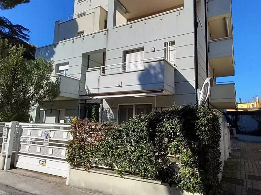 Immagine 2 di Bilocale in vendita  in Via Giuseppe Baretti 23 a Rimini