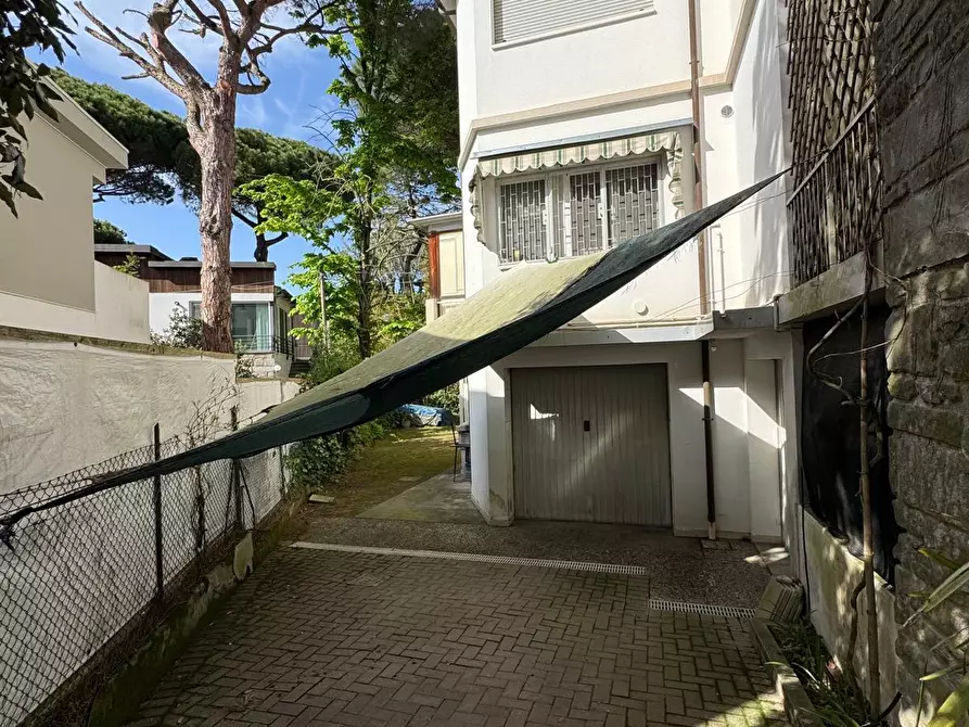 Immagine 10 di Pentalocale in vendita  in Viale Romagna 25 a Cervia