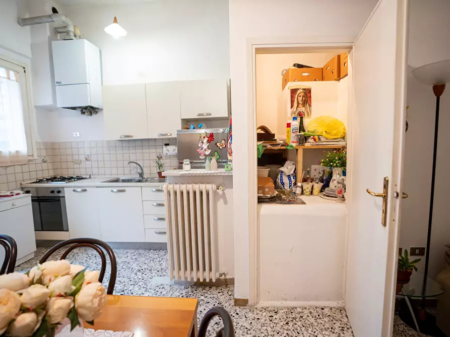 Immagine 9 di Trilocale in vendita  in Via del Volontario 14 a Rimini