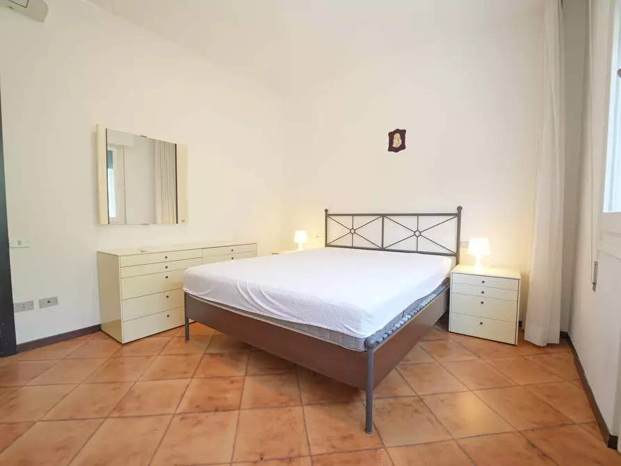 Immagine 11 di Quadrilocale in vendita  in Viale Dante 7 a Riccione